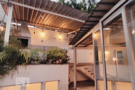 Casa à venda com 500m², 4 quartos e 5 vagasÁrea Externa