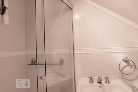 Casa à venda com 500m², 4 quartos e 5 vagasBanheiro de Serviço 3