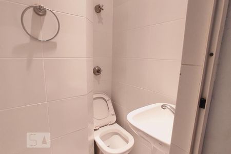 Casa à venda com 500m², 4 quartos e 5 vagasBanheiro de Serviço 2