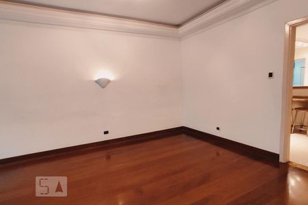 Casa à venda com 500m², 4 quartos e 5 vagasSala 3