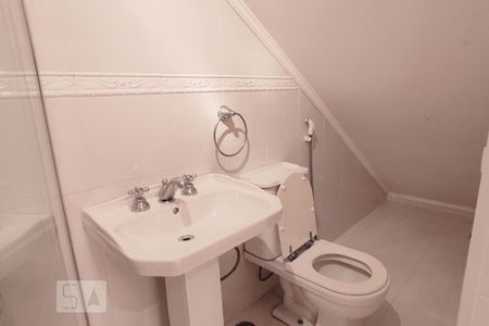 Casa à venda com 500m², 4 quartos e 5 vagasBanheiro de Serviço 3