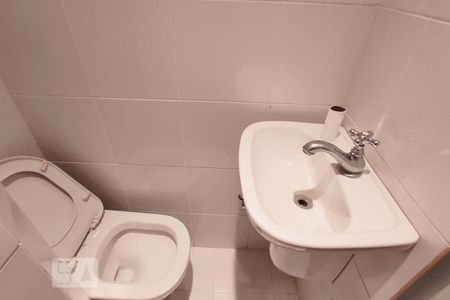 Casa à venda com 500m², 4 quartos e 5 vagasBanheiro de Serviço 2