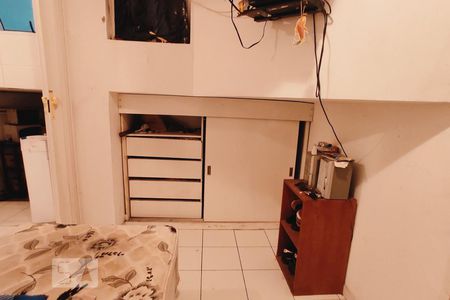 Casa à venda com 500m², 4 quartos e 5 vagasQuarto de Serviço