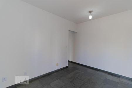 Salas de apartamento para alugar com 1 quarto, 55m² em Cambuí, Campinas