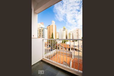 Sacada de apartamento para alugar com 1 quarto, 55m² em Cambuí, Campinas