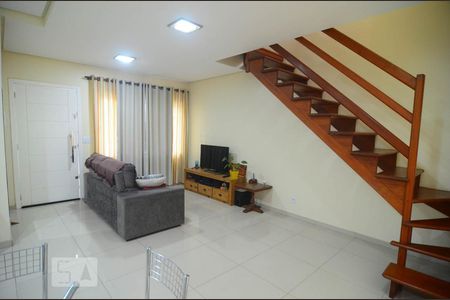 Sala de casa à venda com 3 quartos, 90m² em Niterói, Canoas