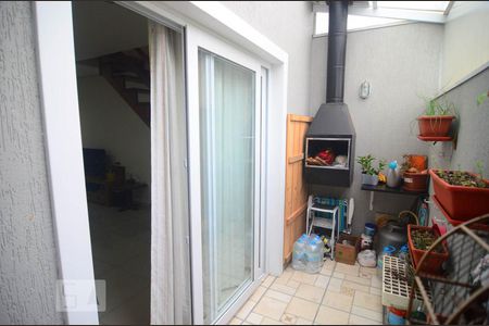 Varanda de casa à venda com 3 quartos, 90m² em Niterói, Canoas