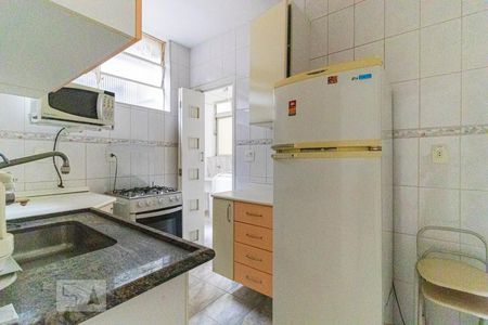 Apartamento para alugar com 72m², 2 quartos e sem vagaCozinha