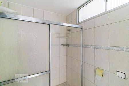 Apartamento para alugar com 72m², 2 quartos e sem vagaBanheiro - Box