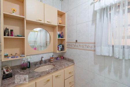 Casa à venda com 351m², 5 quartos e 4 vagasBanheiro 3