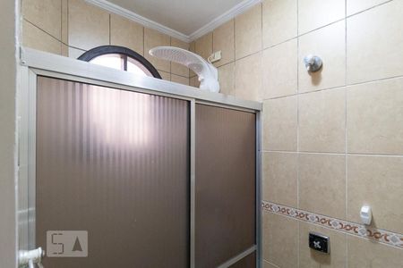 Casa à venda com 351m², 5 quartos e 4 vagasBanheiro 1