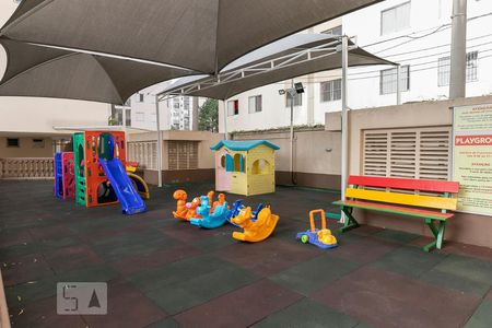 Apartamento à venda com 56m², 2 quartos e 1 vagaÁrea Comum - Playground