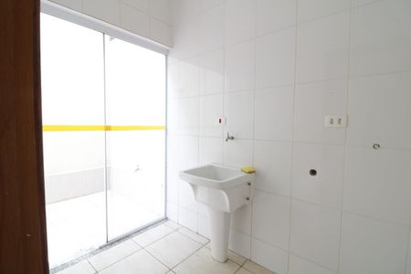 Casa de condomínio à venda com 105m², 3 quartos e 2 vagasArea de serviço