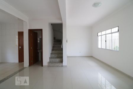 Sala de casa de condomínio à venda com 3 quartos, 105m² em Vila Prudente, São Paulo