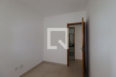 Quarto de apartamento à venda com 2 quartos, 55m² em Campestre, Santo André
