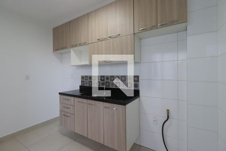 Cozinha de apartamento para alugar com 2 quartos, 55m² em Campestre, Santo André