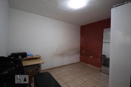 Quarto de casa para alugar com 1 quarto, 45m² em Jardim Roberto, Osasco