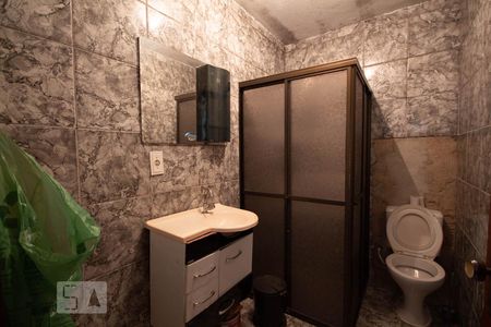 Banheiro de casa para alugar com 1 quarto, 45m² em Jardim Roberto, Osasco