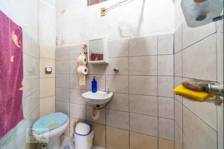 Casa à venda com 114m², 2 quartos e 2 vagasBanheiro 2