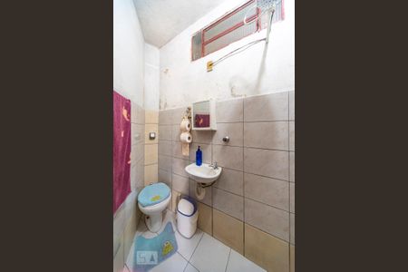 Casa à venda com 114m², 2 quartos e 2 vagasBanheiro 2