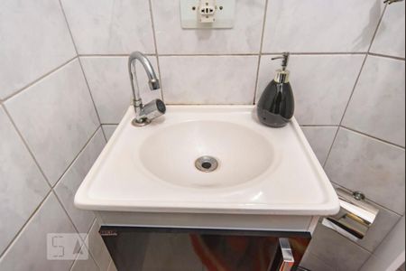 Pia de casa à venda com 2 quartos, 114m² em Vila Linda, Santo André