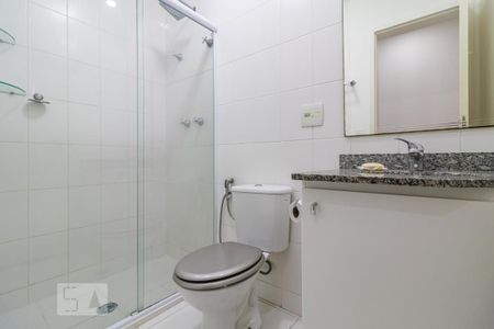 Apartamento à venda com 77m², 2 quartos e 1 vagaBanheiro Social