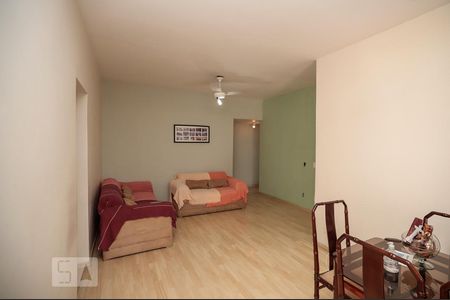 Apartamento à venda com 114m², 3 quartos e 1 vaga Apartamento à venda com 114m², 3 quartos e 1 vagaSala