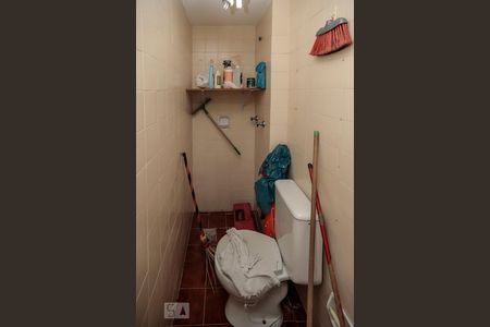 Apartamento à venda com 114m², 3 quartos e 1 vaga Apartamento à venda com 114m², 3 quartos e 1 vagaBanheiro de Serviço