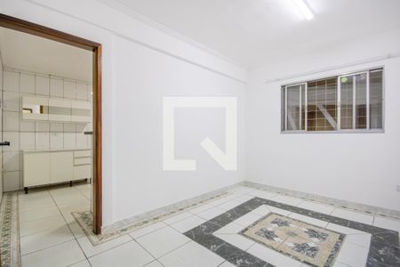 Quarto de casa para alugar com 1 quarto, 50m² em Km 18, Osasco