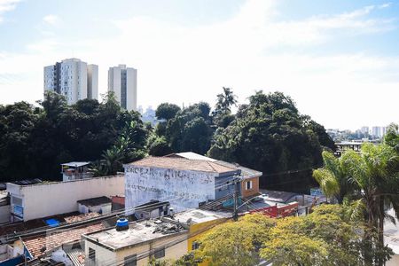 Vista de apartamento à venda com 2 quartos, 62m² em Vila Santa Luzia, Taboão da Serra