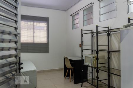 Dormitório de kitnet/studio para alugar com 1 quarto, 23m² em Brooklin Paulista, São Paulo