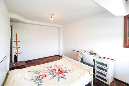 Apartamento à venda com 222m², 4 quartos e 3 vagasSuíte 2