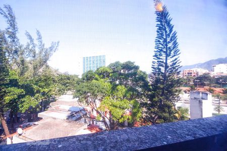 Apartamento à venda com 222m², 4 quartos e 3 vagasVista da Suíte 1