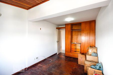 Apartamento à venda com 222m², 4 quartos e 3 vagasQuarto