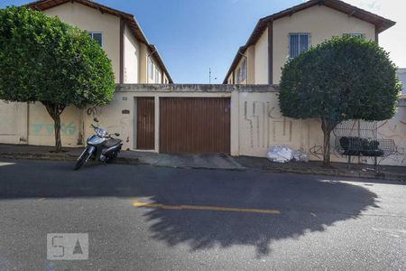 Apartamento para alugar com 52m², 2 quartos e 1 vagaFachada