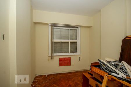 Quarto 1 de apartamento para alugar com 3 quartos, 68m² em Copacabana, Rio de Janeiro