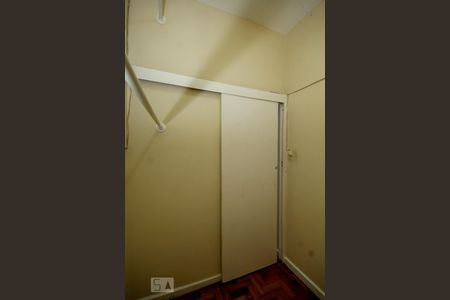 Apartamento para alugar com 68m², 3 quartos e 1 vaga Apartamento para alugar com 68m², 3 quartos e 1 vagaQuarto ExTRA Reversível