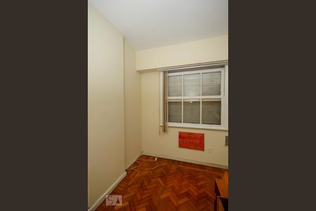 Quarto 1 de apartamento para alugar com 3 quartos, 68m² em Copacabana, Rio de Janeiro