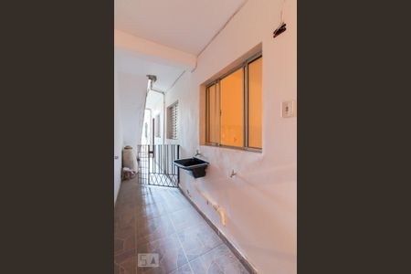 Área de serviço de casa para alugar com 2 quartos, 40m² em Parque Continental I, Guarulhos