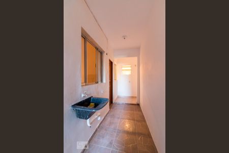 Casa para alugar com 40m², 2 quartos e sem vagaÁrea de serviço