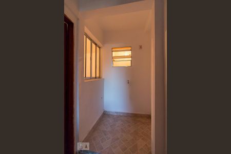 Área de serviço de casa para alugar com 2 quartos, 40m² em Parque Continental I, Guarulhos