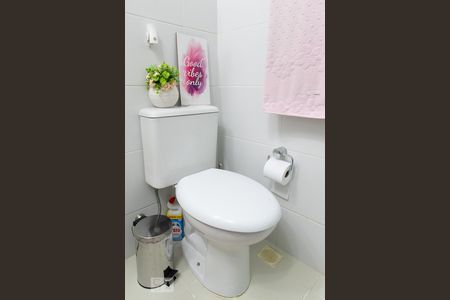 Apartamento à venda com 97m², 3 quartos e 2 vagasBanheiro da suíte