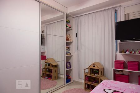 Apartamento à venda com 97m², 3 quartos e 2 vagasQuarto 1