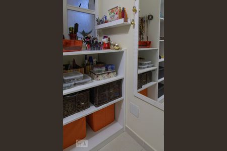 Apartamento à venda com 97m², 3 quartos e 2 vagasQuarto 2