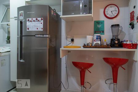 Apartamento à venda com 97m², 3 quartos e 2 vagasCozinha