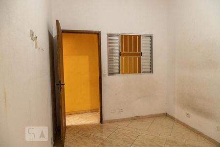 Casa à venda com 300m², 3 quartos e 3 vagasSobrado Fundos - Suíte 1