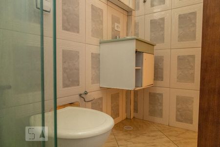 Casa à venda com 300m², 3 quartos e 3 vagasSobrado Fundos - Banheiro da Suíte 2