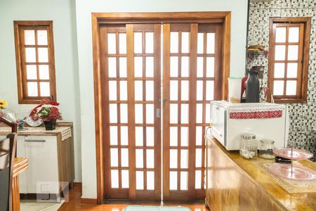 Casa à venda com 300m², 3 quartos e 3 vagasSacada