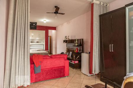 Casa à venda com 300m², 3 quartos e 3 vagasSuíte