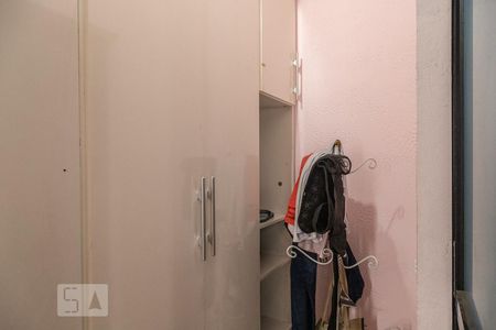 Casa à venda com 300m², 3 quartos e 3 vagasCloset da Suíte